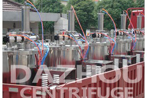 潔凈型全自動刮刀離心機是制藥行業首選